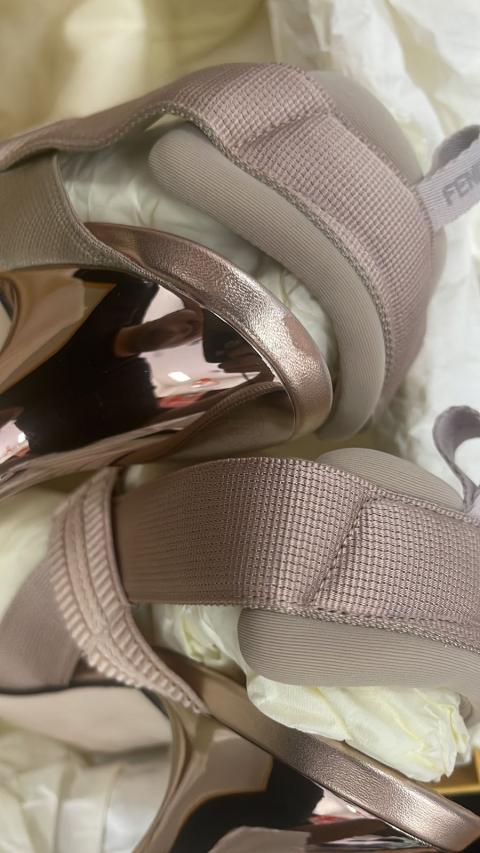 Large Product Preview Image 8