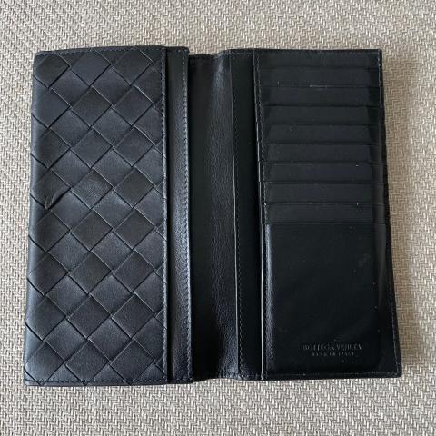 Bottega veneta two tone wallet hotsell