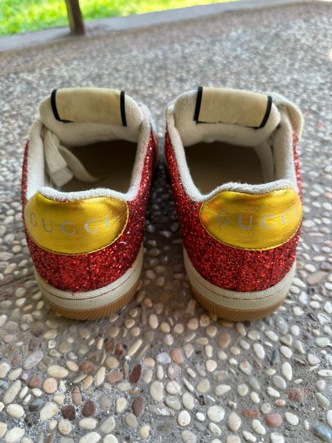 Gold glitter sale gucci sneakers