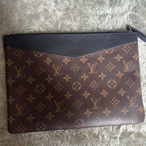 Louis Vuitton Brown Monogram Leather Limited Edition Altair Clutch