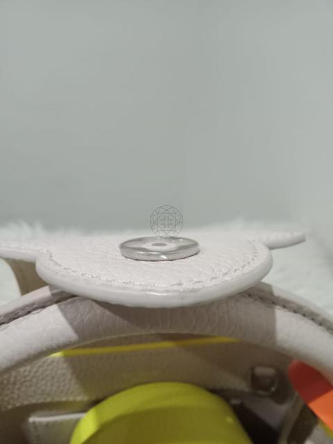 Large Product Preview Image 28