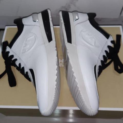 Large Product Preview Image 10