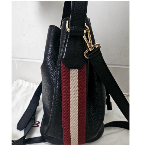 Large Product Preview Image 3