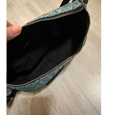 Large Product Preview Image 3