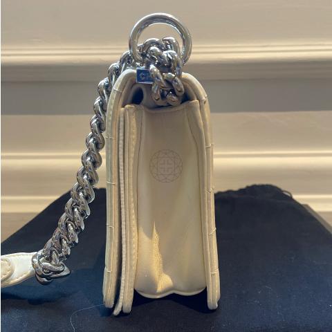 Large Product Preview Image 4