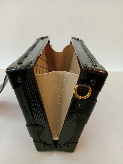 Large Product Preview Image 19