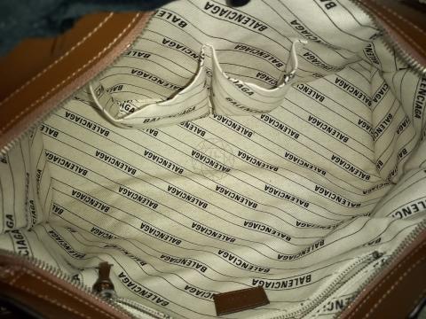 Large Product Preview Image 24