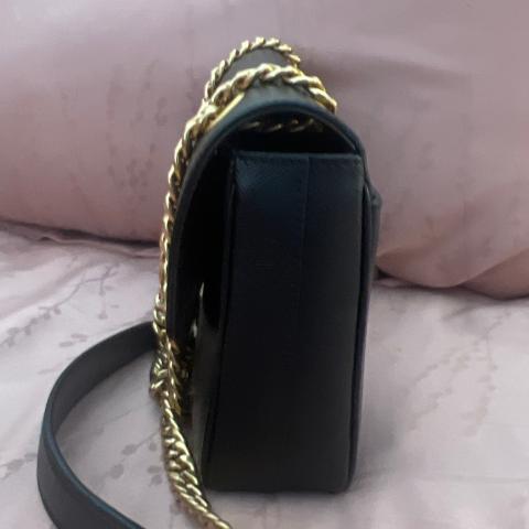 Large Product Preview Image 4