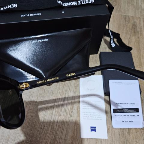 Large Product Preview Image 3