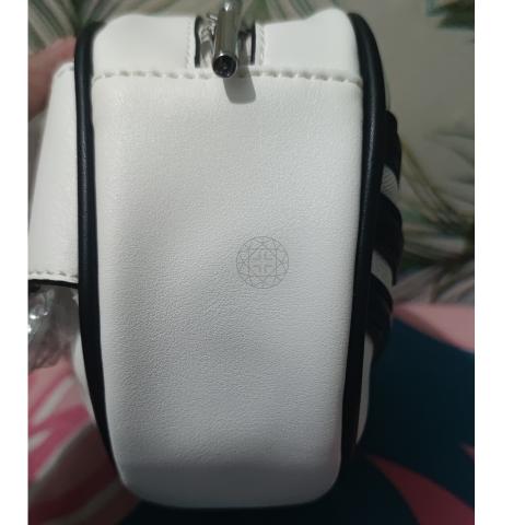 Large Product Preview Image 4