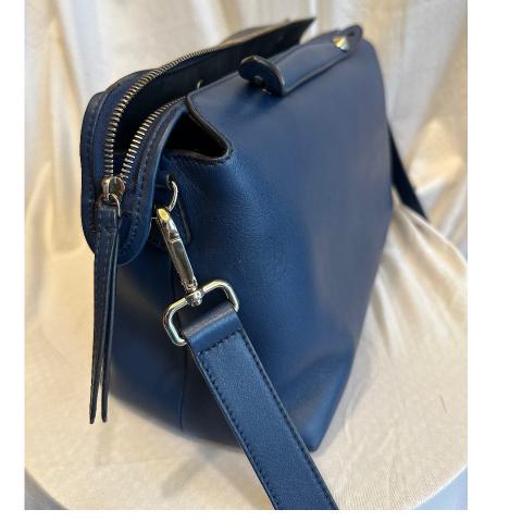 Large Product Preview Image 4