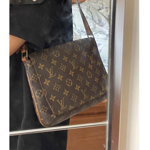 Large Product Preview Image 11