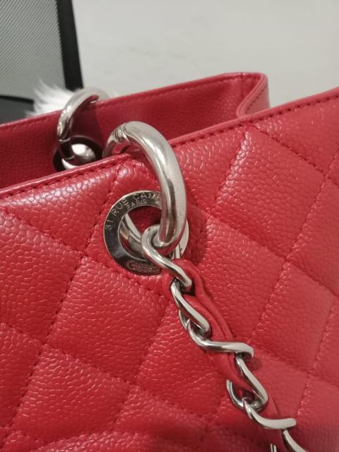 Chanel discount gst red