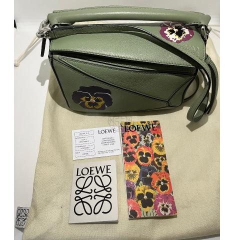 限定生産【LOEWE】Puzzle10 (17) Joe Brainard A510S21XB8_1950_1F.jpg