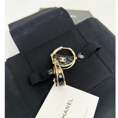 Large Product Preview Image 4