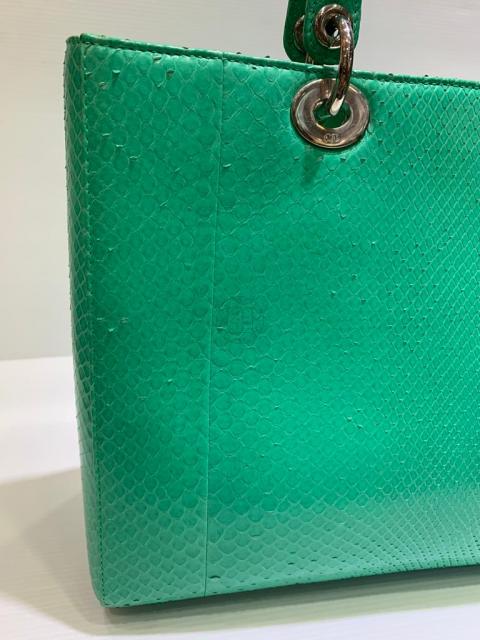 Large Product Preview Image 4