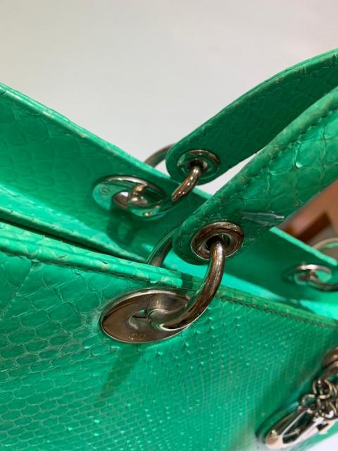 Large Product Preview Image 29