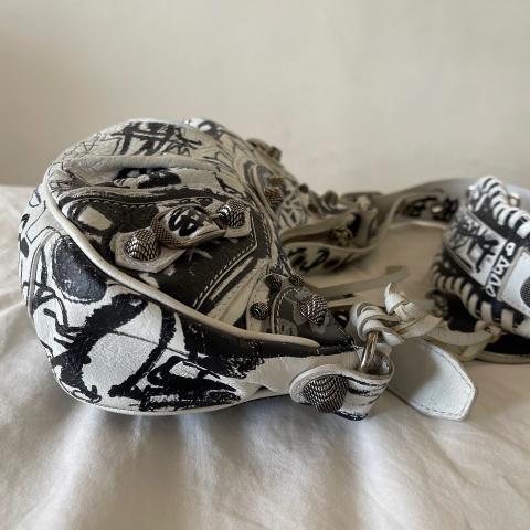 Large Product Preview Image 8