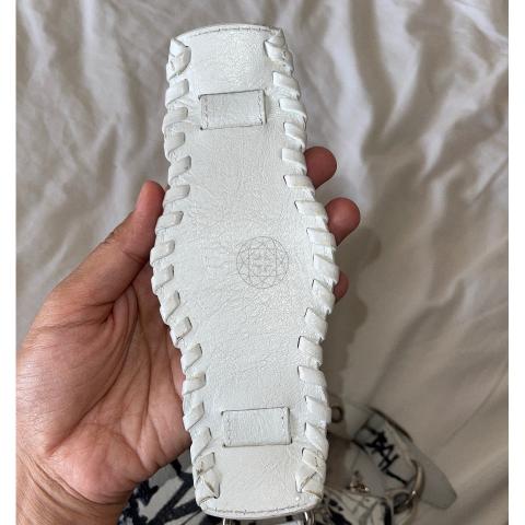 Large Product Preview Image 11