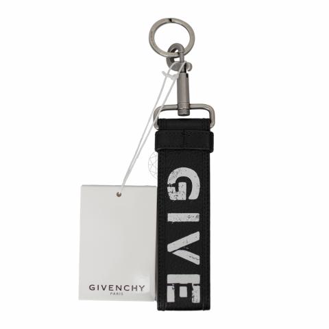 Keychain givenchy on sale