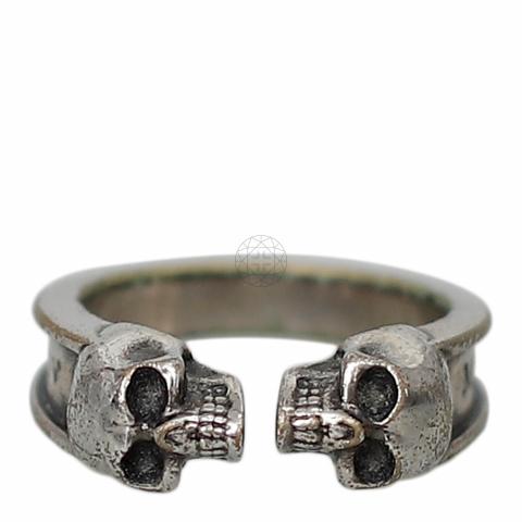 Alexander mcqueen house sales of skull ring