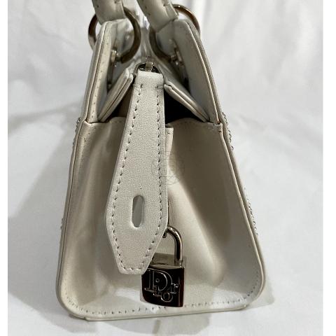 Large Product Preview Image 3