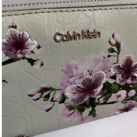 Large Product Preview Image 5