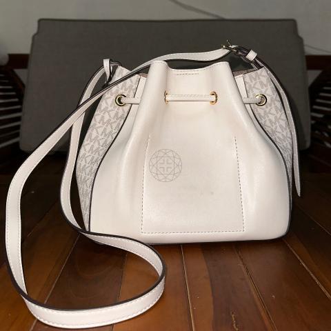Large Product Preview Image 2