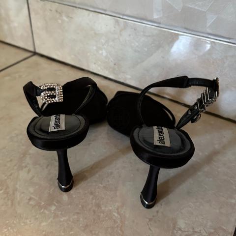 Large Product Preview Image 2