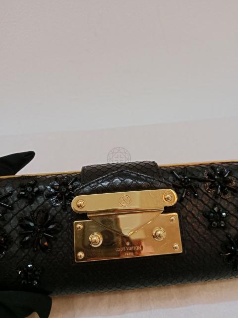 Large Product Preview Image 16
