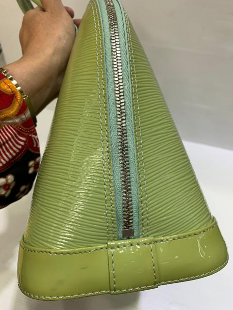 Large Product Preview Image 24