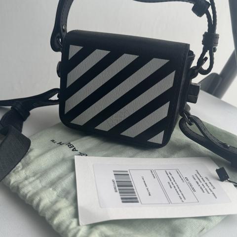 Large Product Preview Image 3