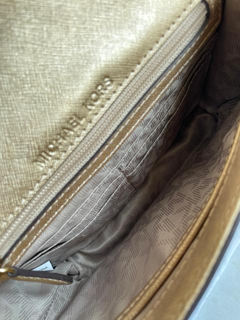 Large Product Preview Image 31