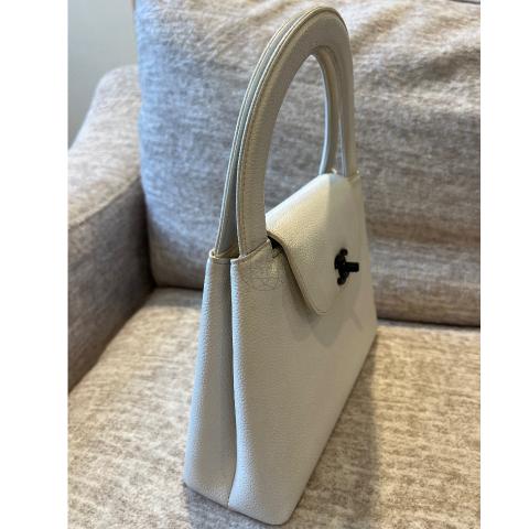 Large Product Preview Image 4