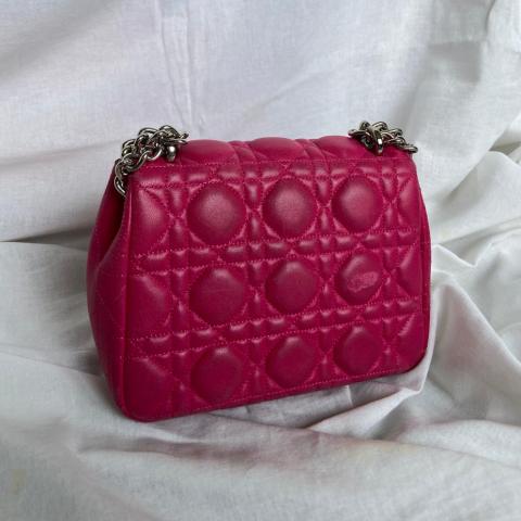 Large Product Preview Image 2