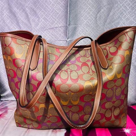Large Product Preview Image 2