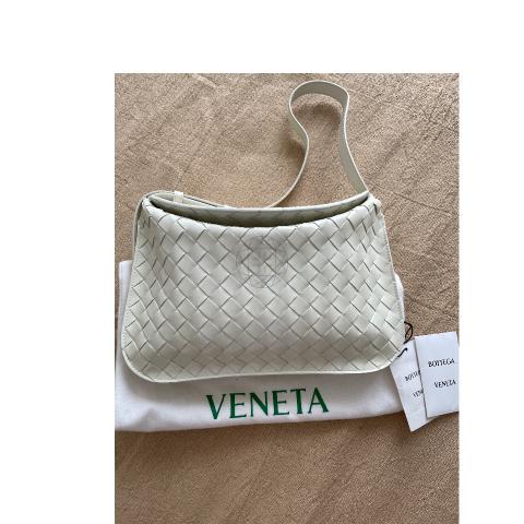 Large Product Preview Image 3