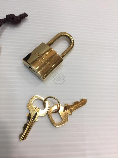 Large Product Preview Image 27