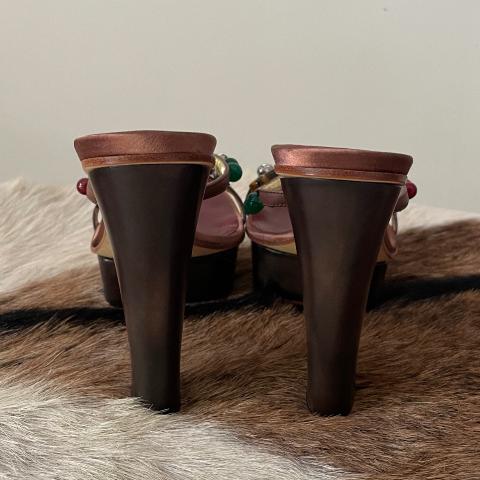 Large Product Preview Image 2