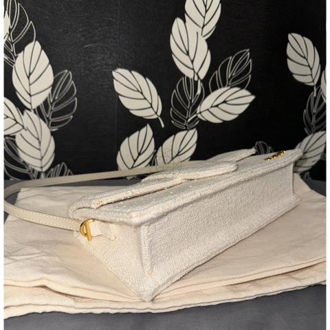 Large Product Preview Image 4