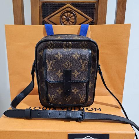 Large Product Preview Image 3