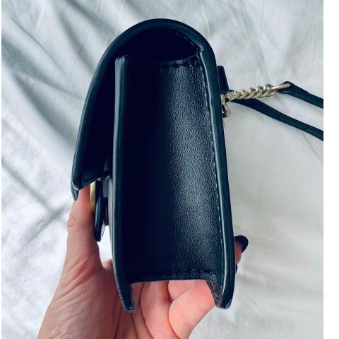 Large Product Preview Image 3