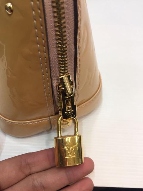 Large Product Preview Image 14