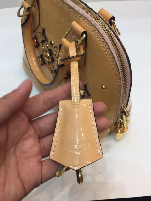 Large Product Preview Image 15