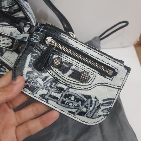 Large Product Preview Image 7