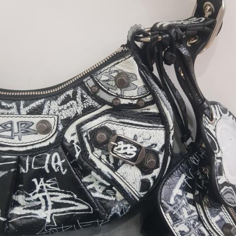 Large Product Preview Image 8