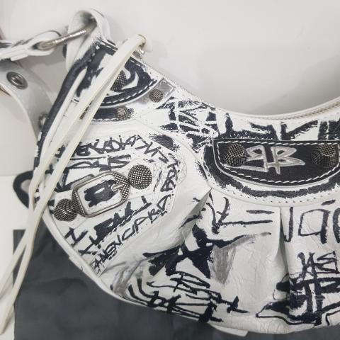Large Product Preview Image 15