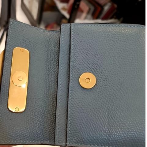 Large Product Preview Image 3