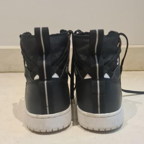 Large Product Preview Image 3