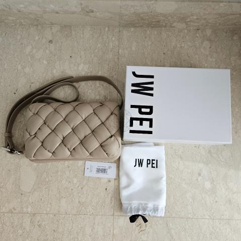 Large Product Preview Image 10